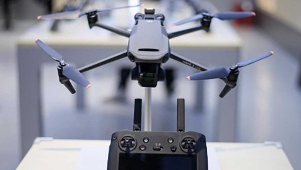 Apa yang perlu Anda ketahui untuk Memulai Bisnis Pertunjukan Cahaya Drone?